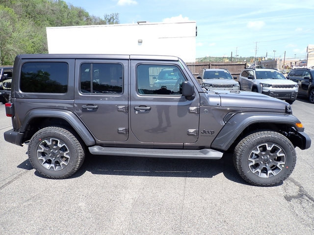 New 2026 Jeep Wrangler Unlimited Sahara AWD/4WD image 8