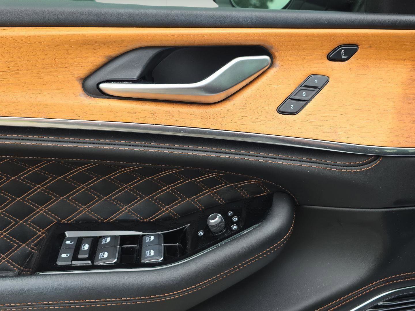 Used 2022 Jeep Grand Cherokee Summit image 19