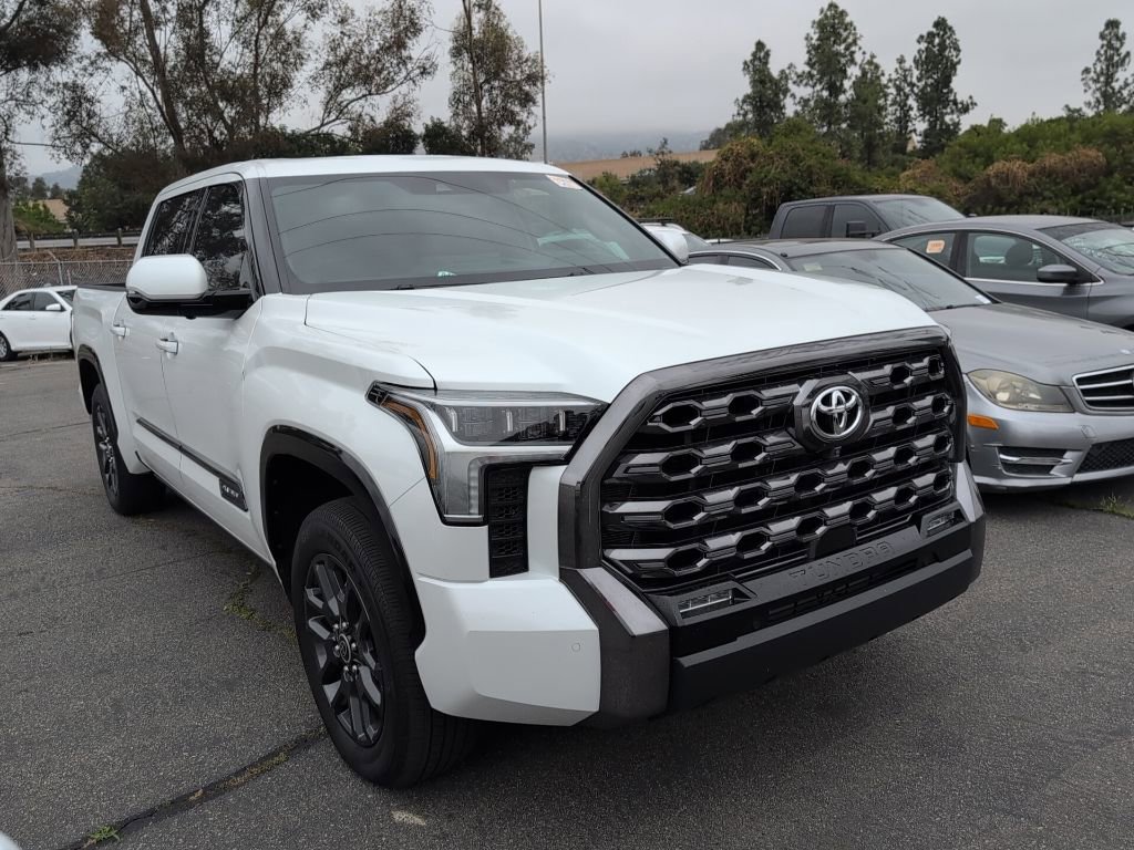 Used 2023 Toyota Tundra Platinum w/ Advanced Package AWD/4WD image 3