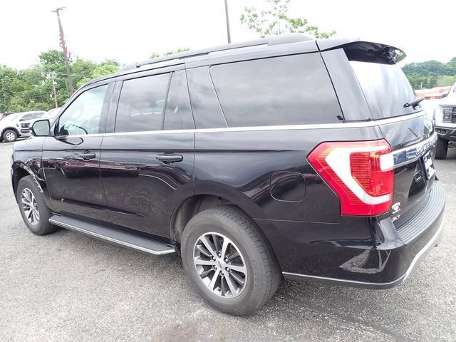 Used 2019 Ford Expedition XLT w/ Equipment Group 202A AWD/4WD image 4