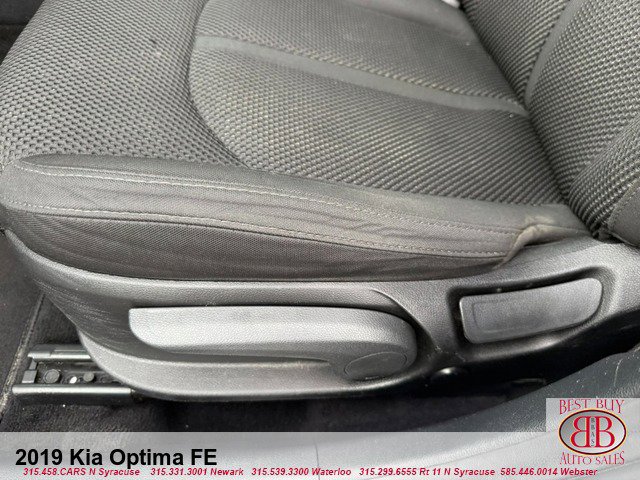 Used 2019 Kia Optima LX FWD image 14