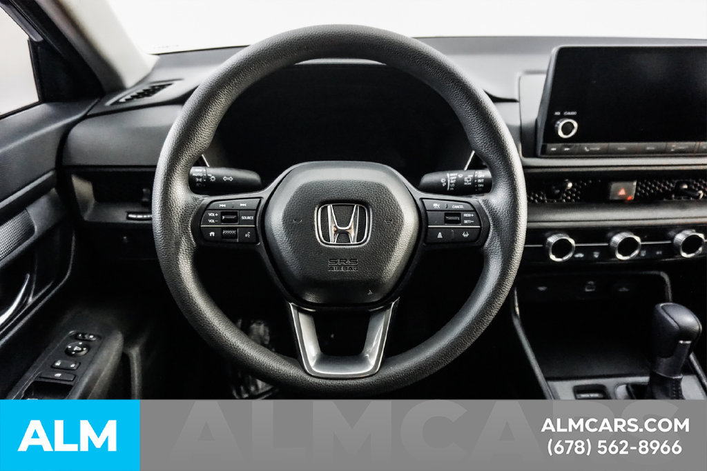 Used 2025 Honda CR-V LX image 28