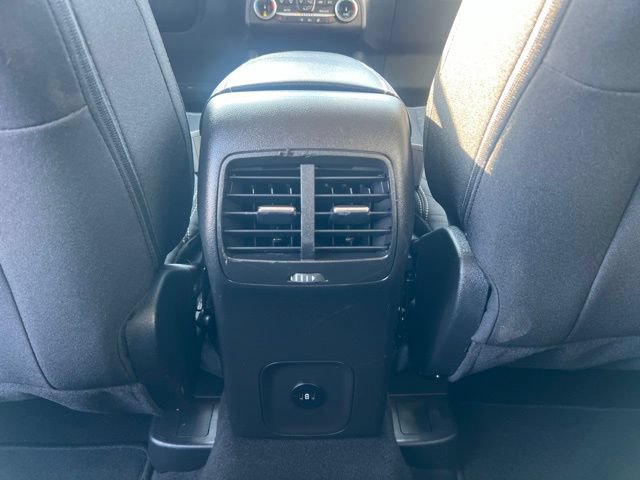 Used 2024 Ford Escape Active AWD/4WD image 18