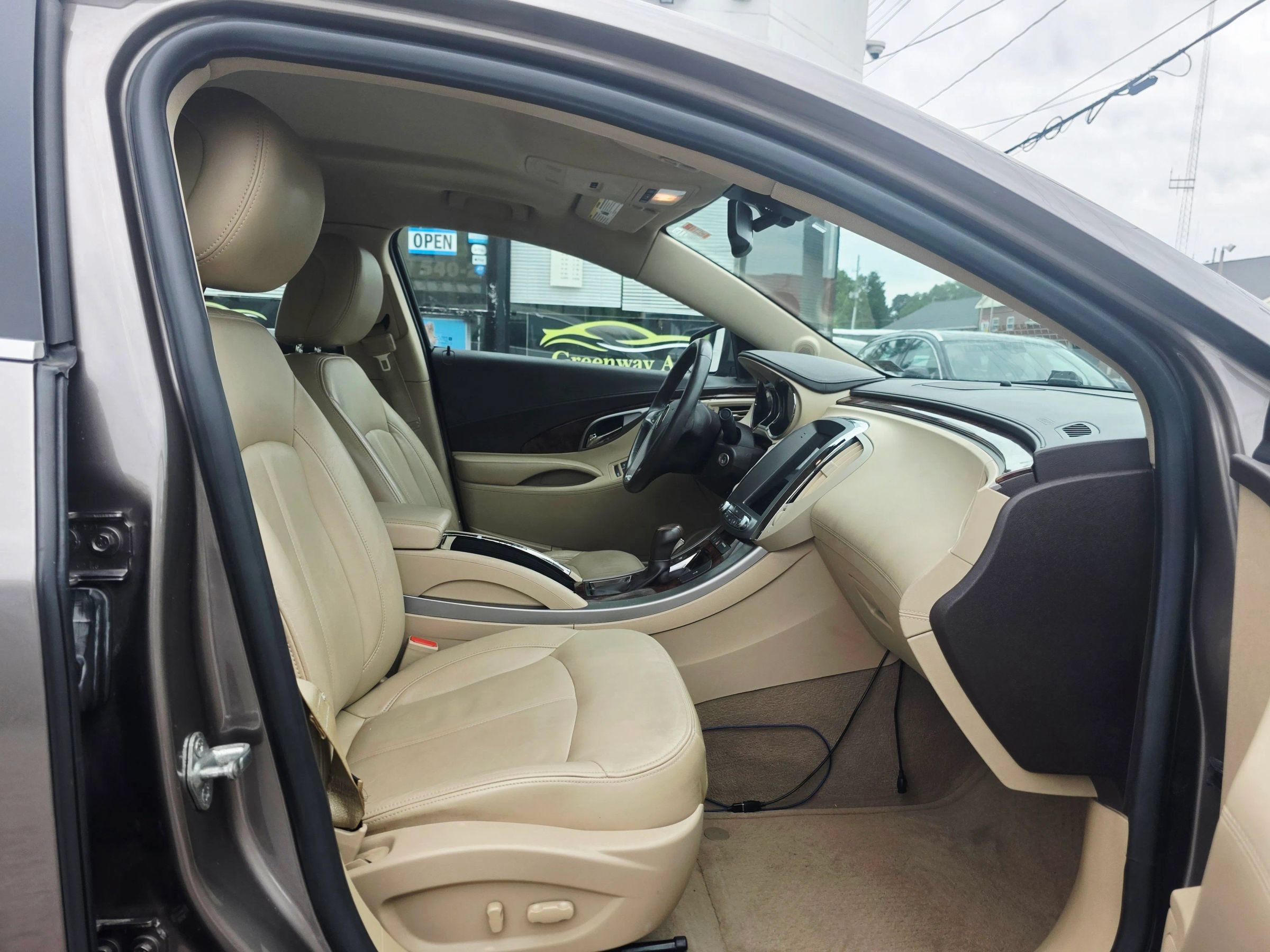 Used 2011 Buick LaCrosse CXL AWD/4WD image 17