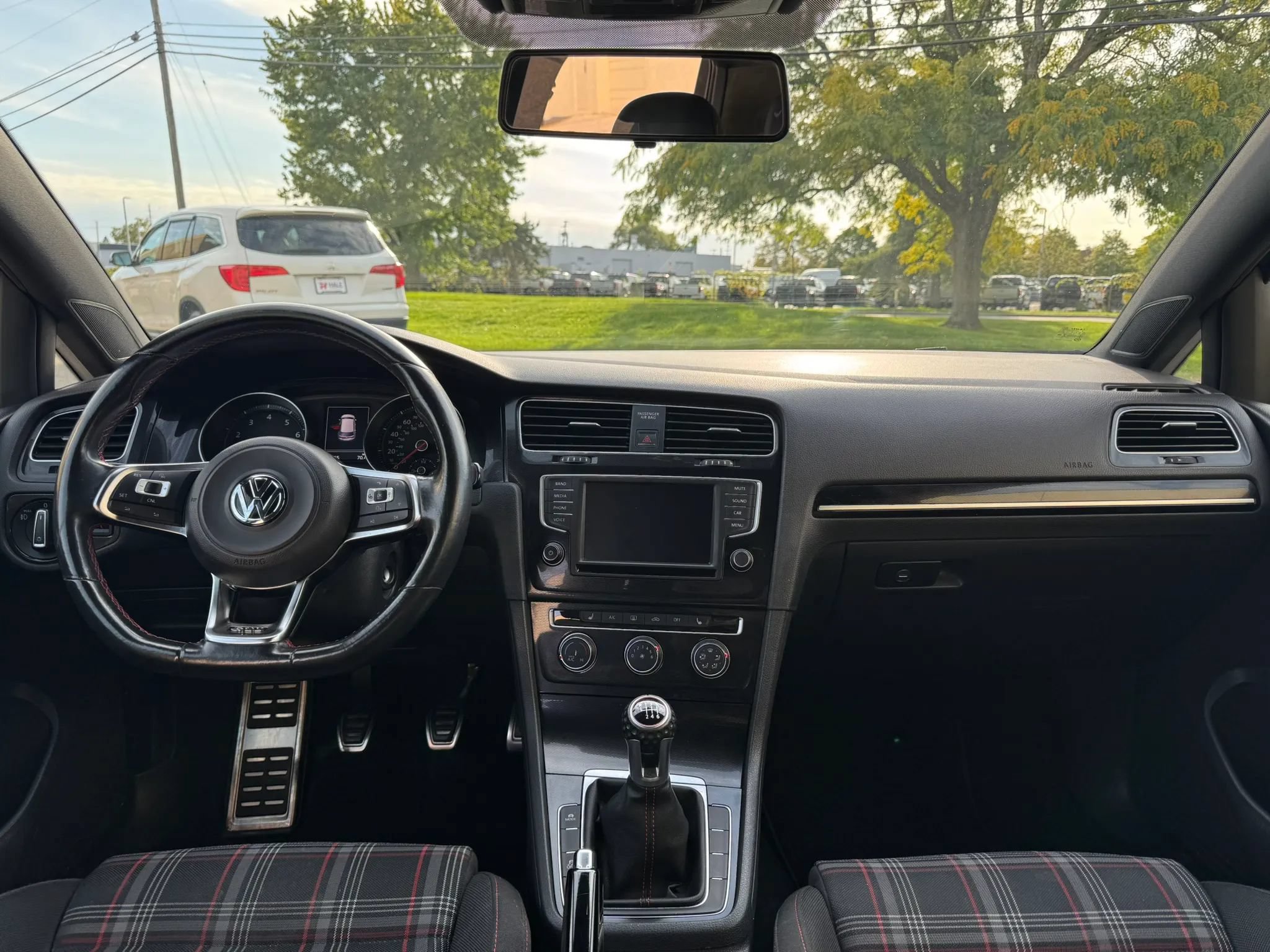 Used 2016 Volkswagen GTI S FWD image 15