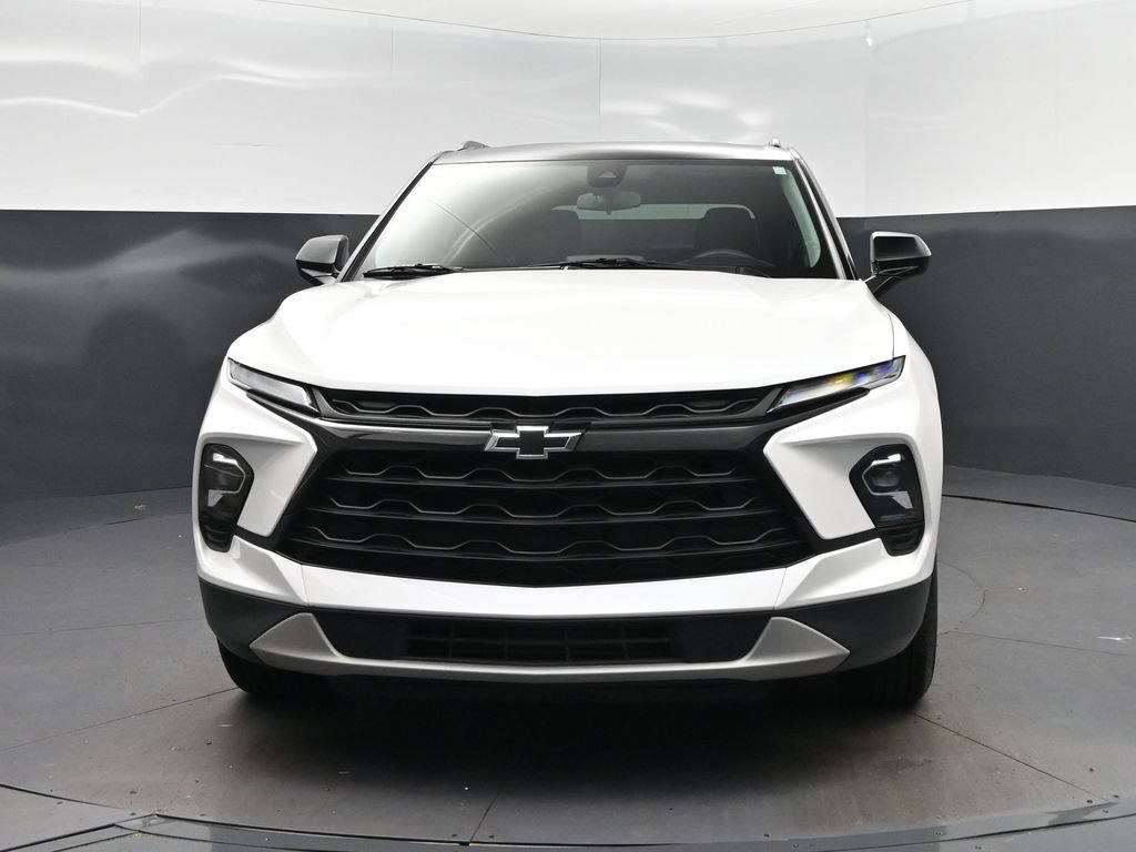Used 2023 Chevrolet Blazer LT w/ Midnight/Sport Edition FWD image 10