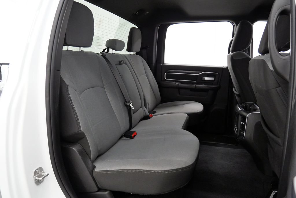Used 2024 RAM 2500 Big Horn w/ Off Road Package AWD/4WD image 18