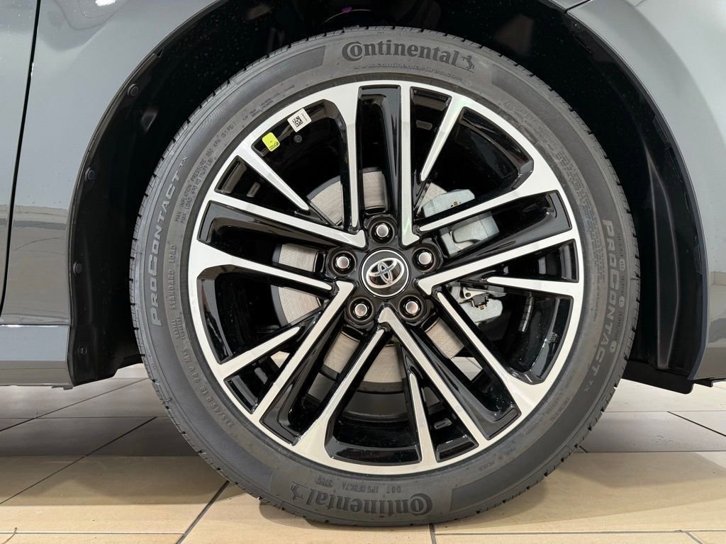 New 2026 Toyota Camry XLE image 9