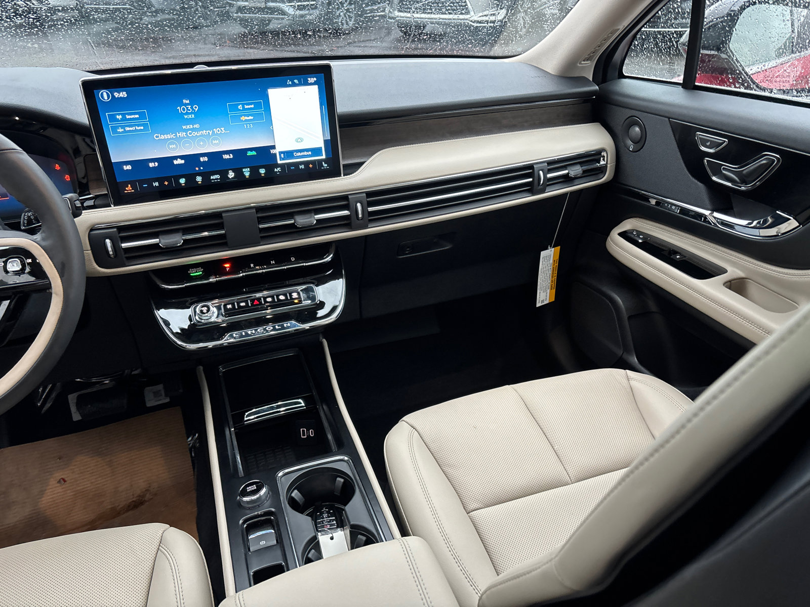 New 2026 Lincoln Corsair Grand Touring image 32