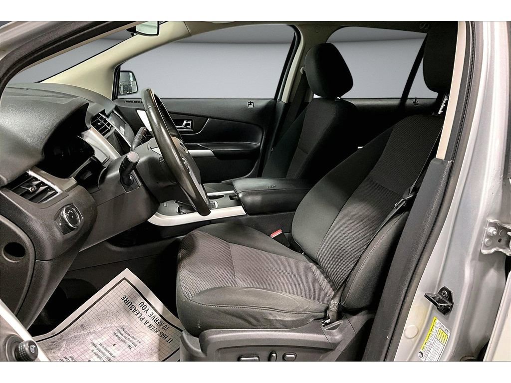 Used 2012 Ford Edge SEL FWD image 25