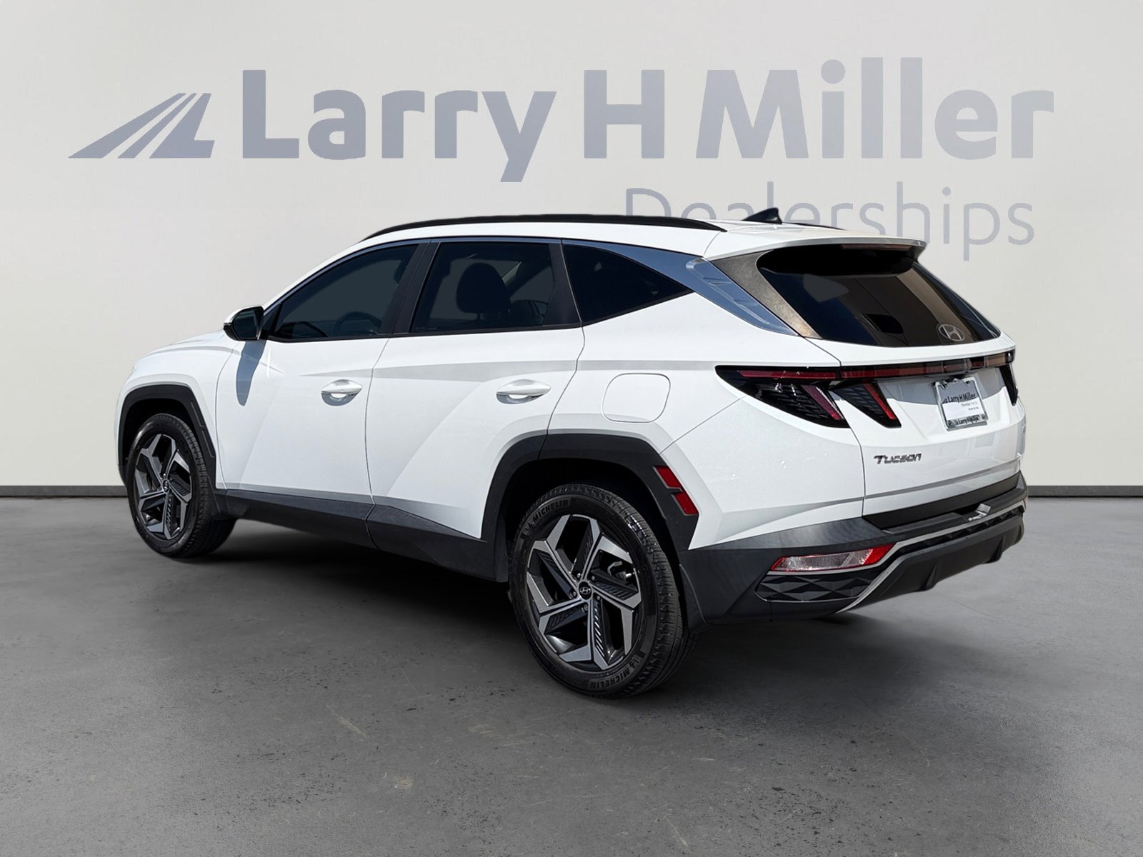 Certified 2022 Hyundai Tucson SEL w/ Convenience Package AWD/4WD image 3