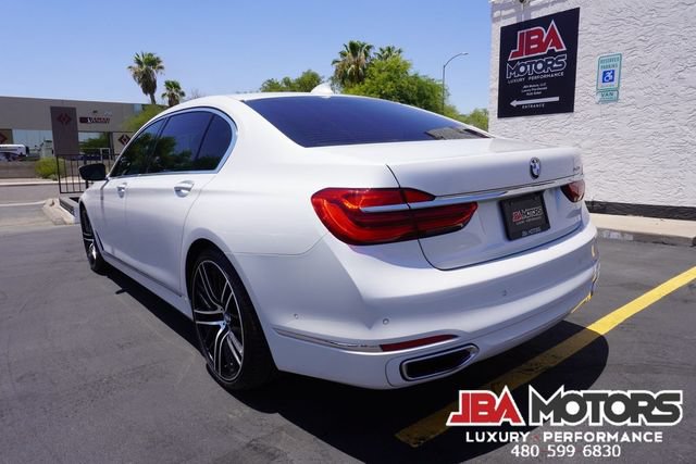 Used 2018 BMW 750i RWD image 58