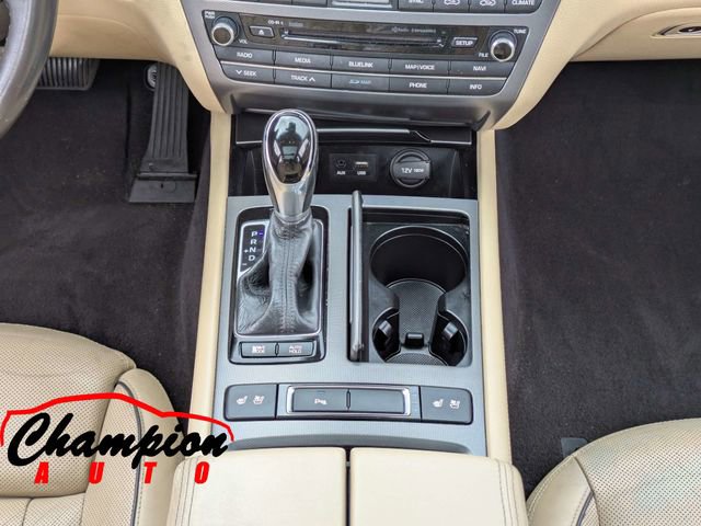 Used 2015 Hyundai Genesis 5.0 RWD image 20