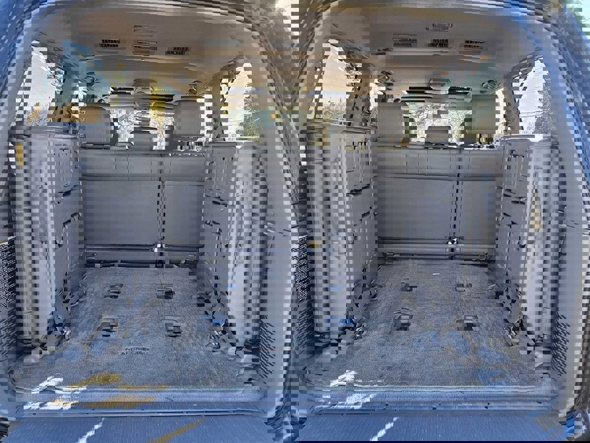 Used 2003 Toyota Land Cruiser image 33