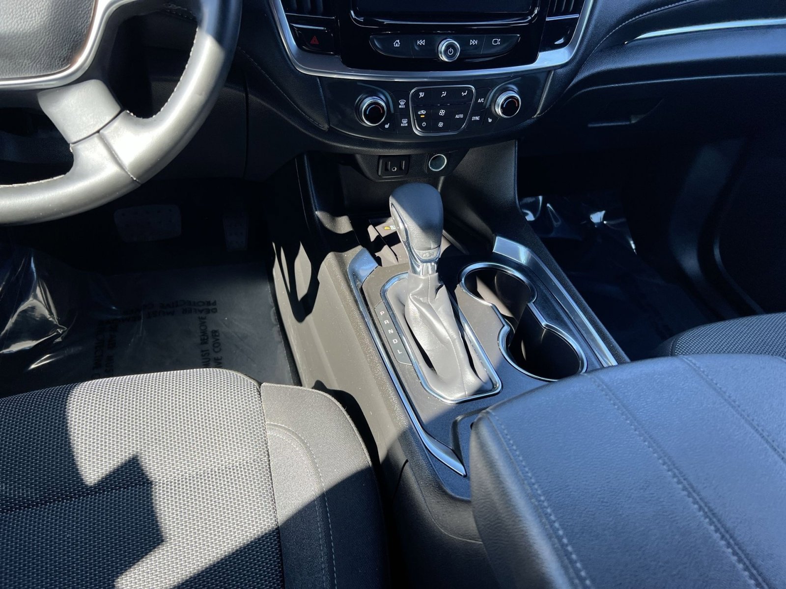 Used 2023 Chevrolet Traverse LT image 22