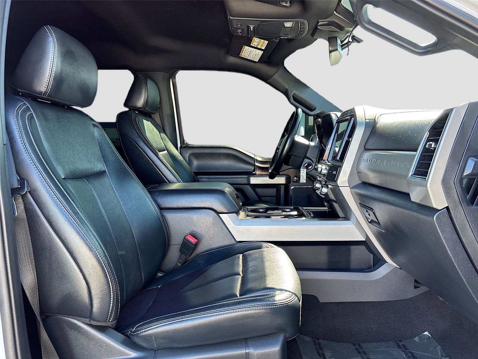 Used 2022 Ford F250 Lariat w/ Lariat Value Package image 30