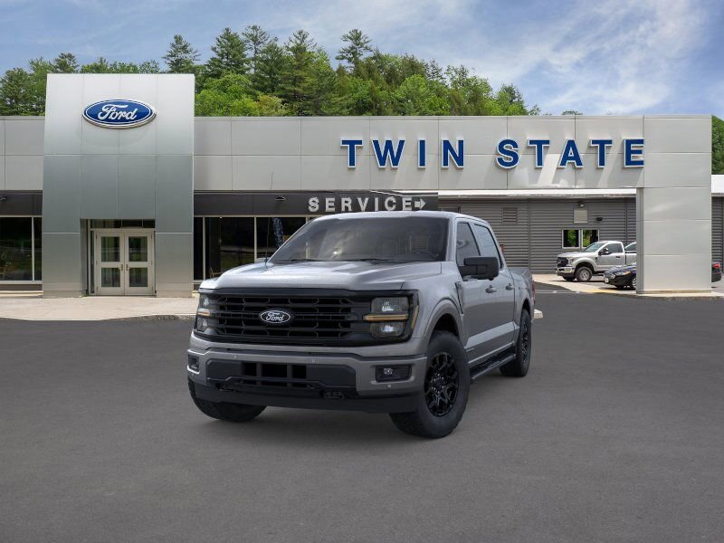 New 2025 Ford F150 XLT image 2