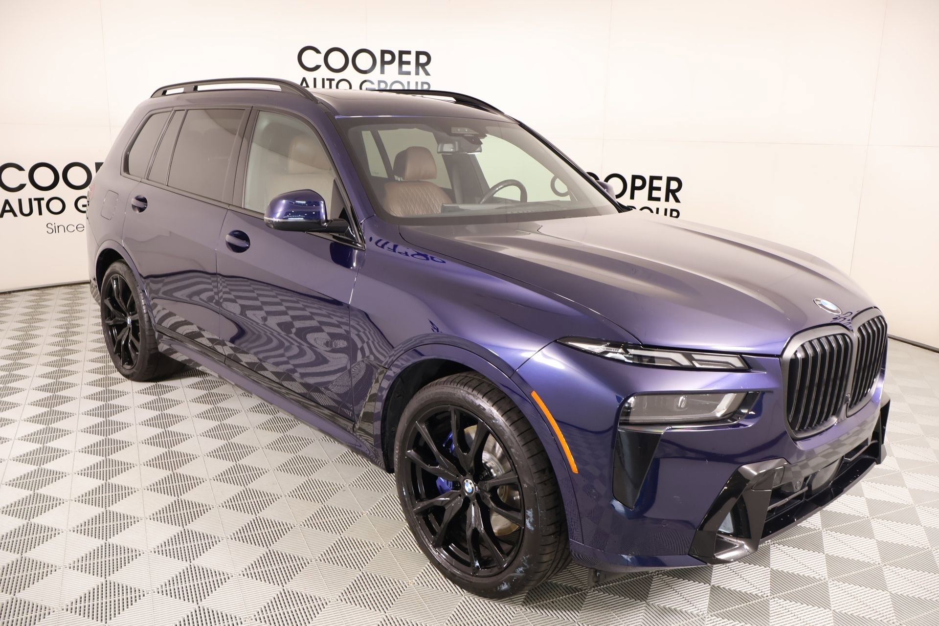Used 2024 BMW X7 xDrive40i w/ Executive Package