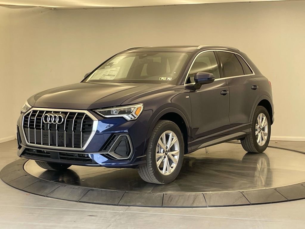 New 2025 Audi Q3 2.0T Premium