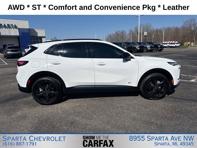 Used 2024 Buick Envision Sport Touring image 2