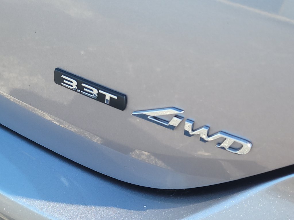 Used 2023 Genesis G70 3.3T w/ Sport Prestige Package AWD/4WD image 6