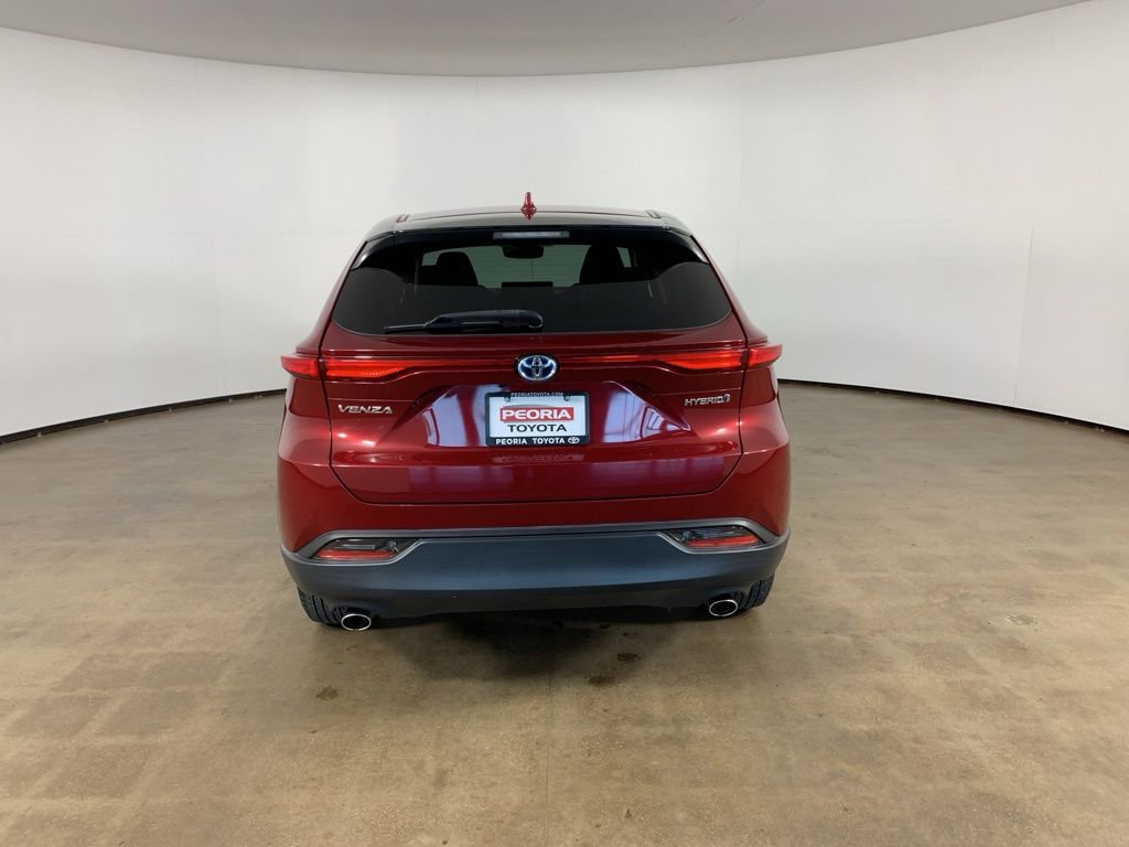 Used 2021 Toyota Venza LE AWD/4WD image 10