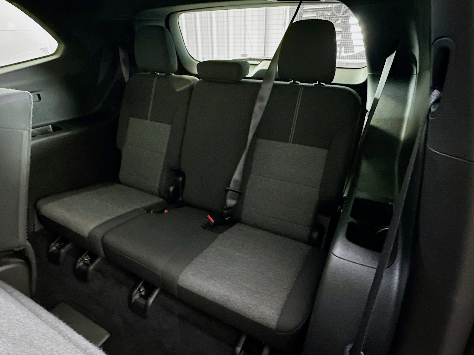 Used 2025 GMC Acadia Elevation image 29