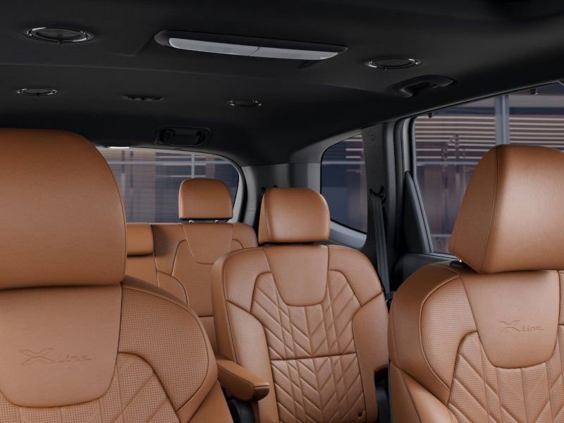 Used 2025 Kia Telluride AWD image 27