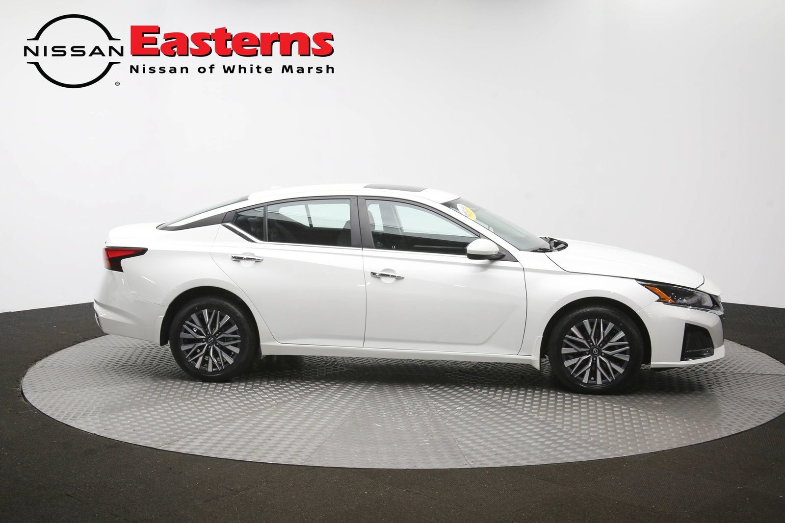 Used 2023 Nissan Altima 2.5 SV w/ SV Premium Package AWD/4WD image 46