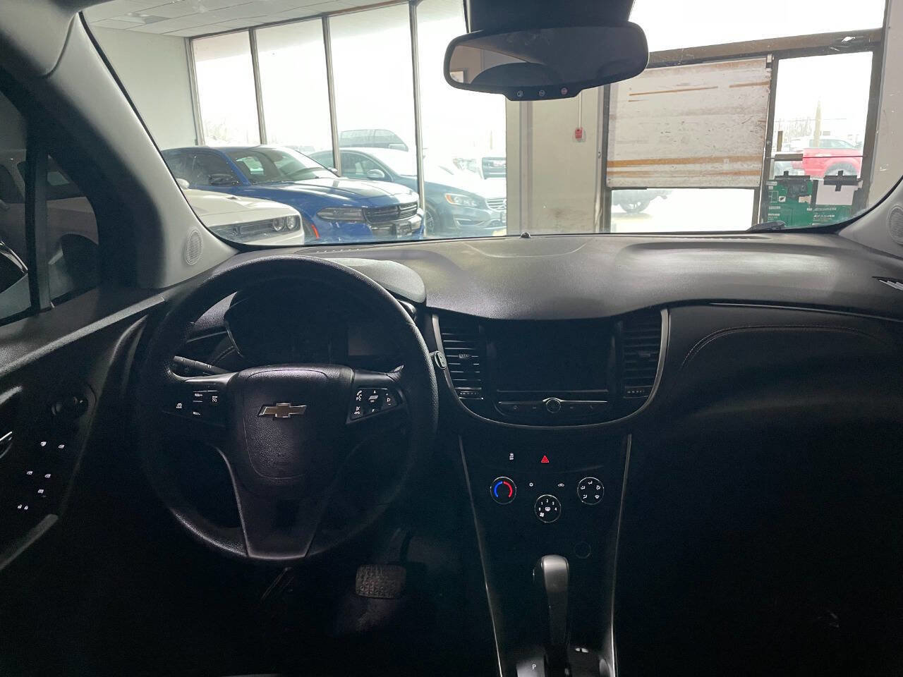 Used 2020 Chevrolet Trax LT image 22
