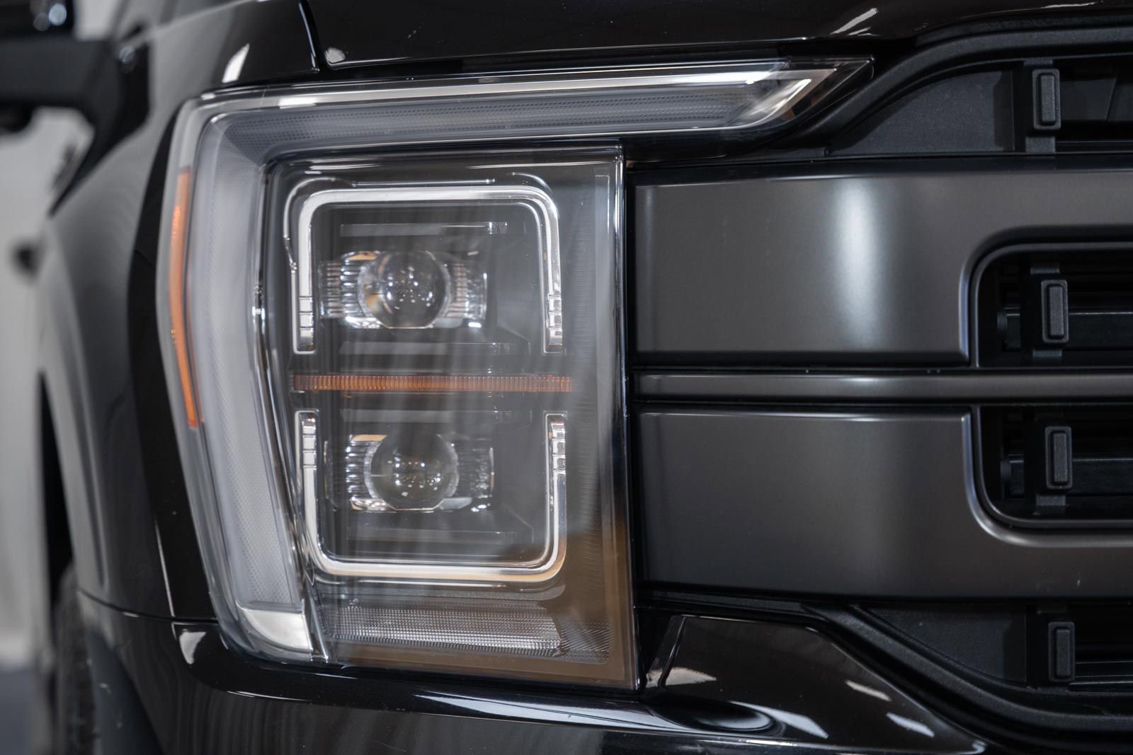 Used 2023 Ford F150 Lariat w/ Equipment Group 502A High image 10