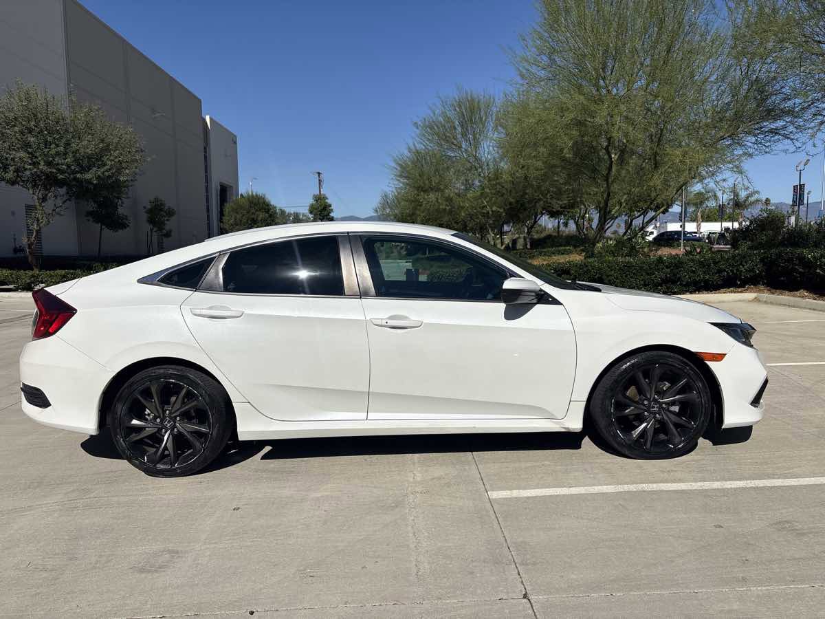 Used 2020 Honda Civic Sport image 8