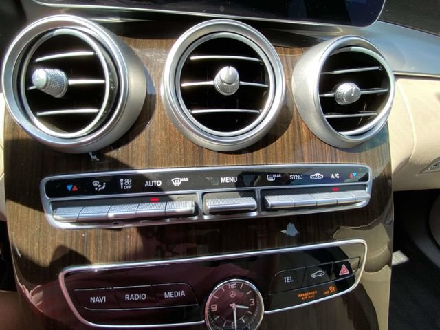 Used 2021 Mercedes-Benz C 300 Sedan w/ Premium Package image 22