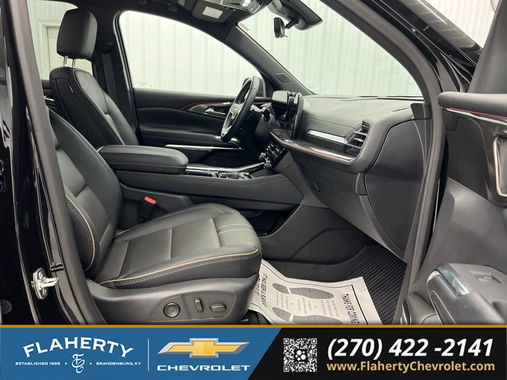 Used 2026 Chevrolet Traverse High Country w/ LPO, Floor Liner Package AWD/4WD image 15