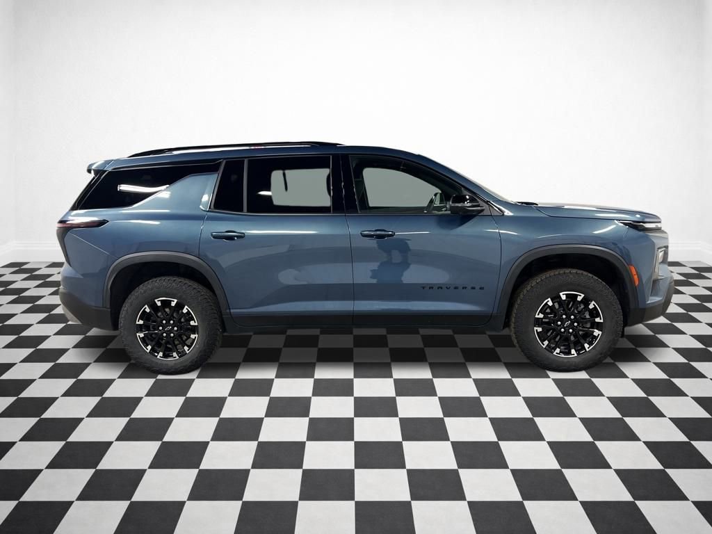 Certified 2025 Chevrolet Traverse Z71 image 2
