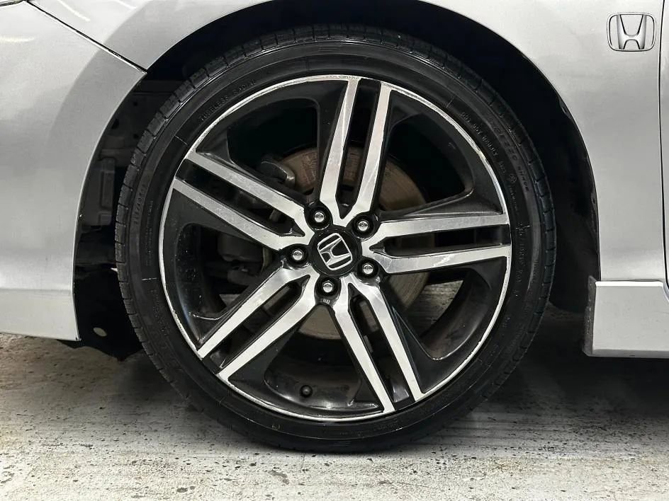 Used 2017 Honda Accord Sport image 35