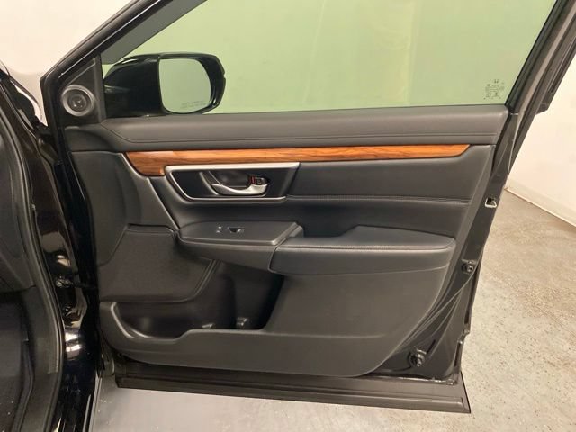 Used 2020 Honda CR-V Touring image 29