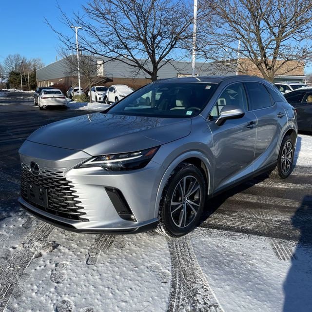 Used 2023 Lexus RX 350 Premium image 2