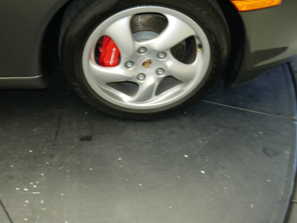 Used 2001 Porsche Boxster S RWD image 17