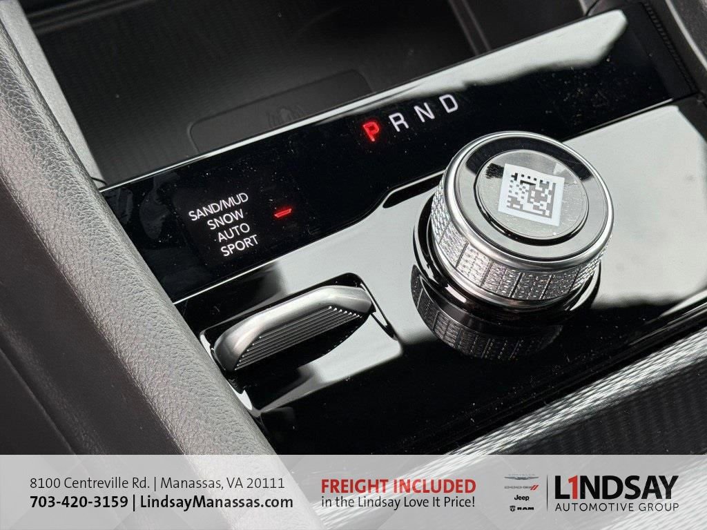 New 2025 Jeep Grand Cherokee L Limited w/ Luxury Tech Group II image 32