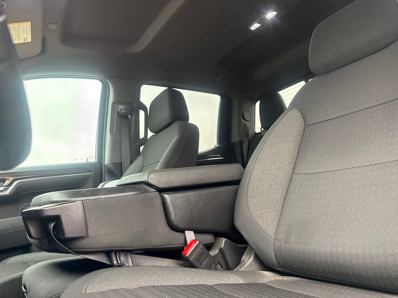 Used 2025 Chevrolet Silverado 1500 LT w/ Safety Package RWD image 39