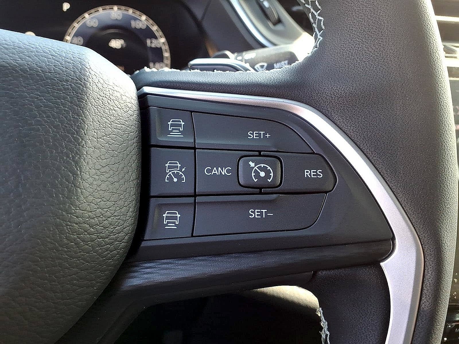 New 2026 Jeep Grand Cherokee Laredo X AWD/4WD image 17