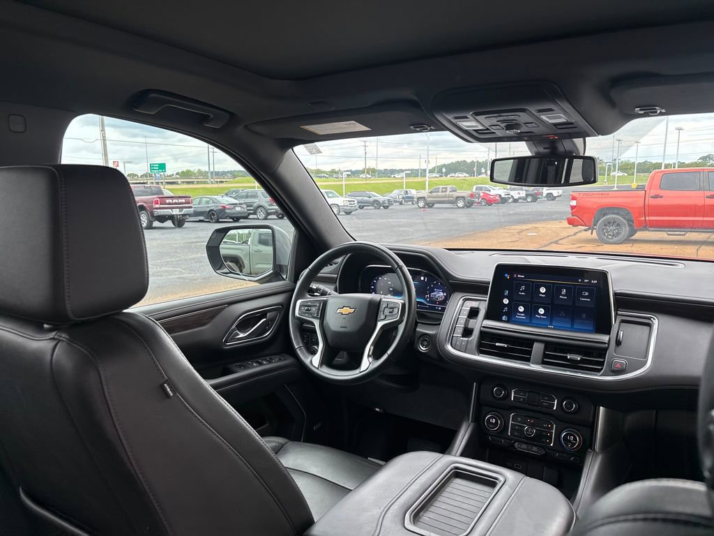 Used 2022 Chevrolet Tahoe LT w/ Luxury Package AWD/4WD image 31