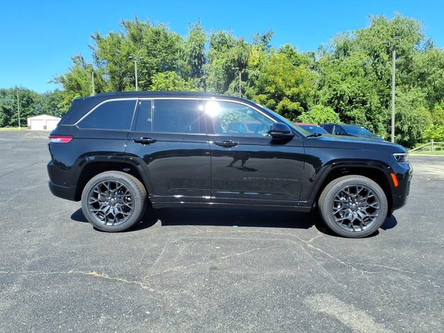 New 2026 Jeep Grand Cherokee Summit w/ Obsidian Package AWD/4WD image 11