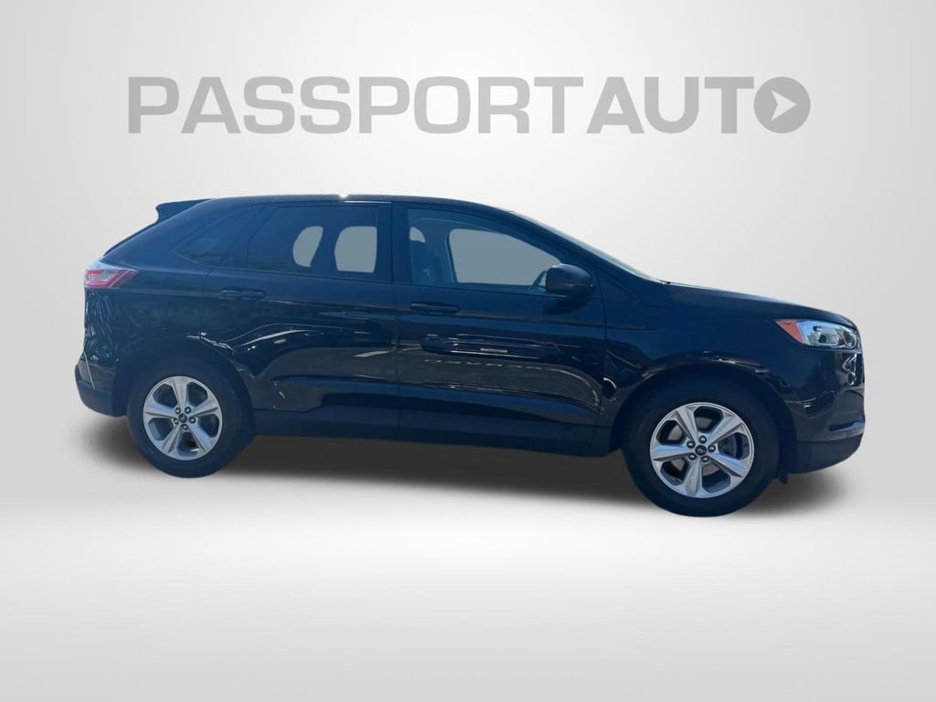 Used 2020 Ford Edge SE FWD image 5