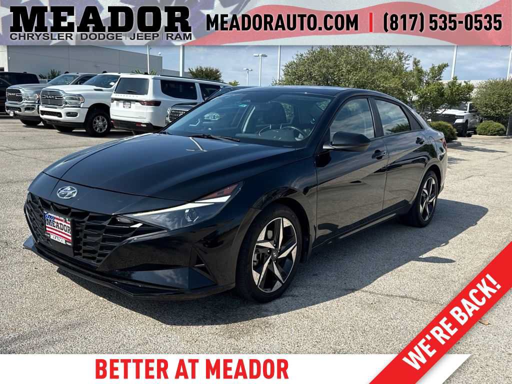Used 2023 Hyundai Elantra SEL w/ Convenience Package