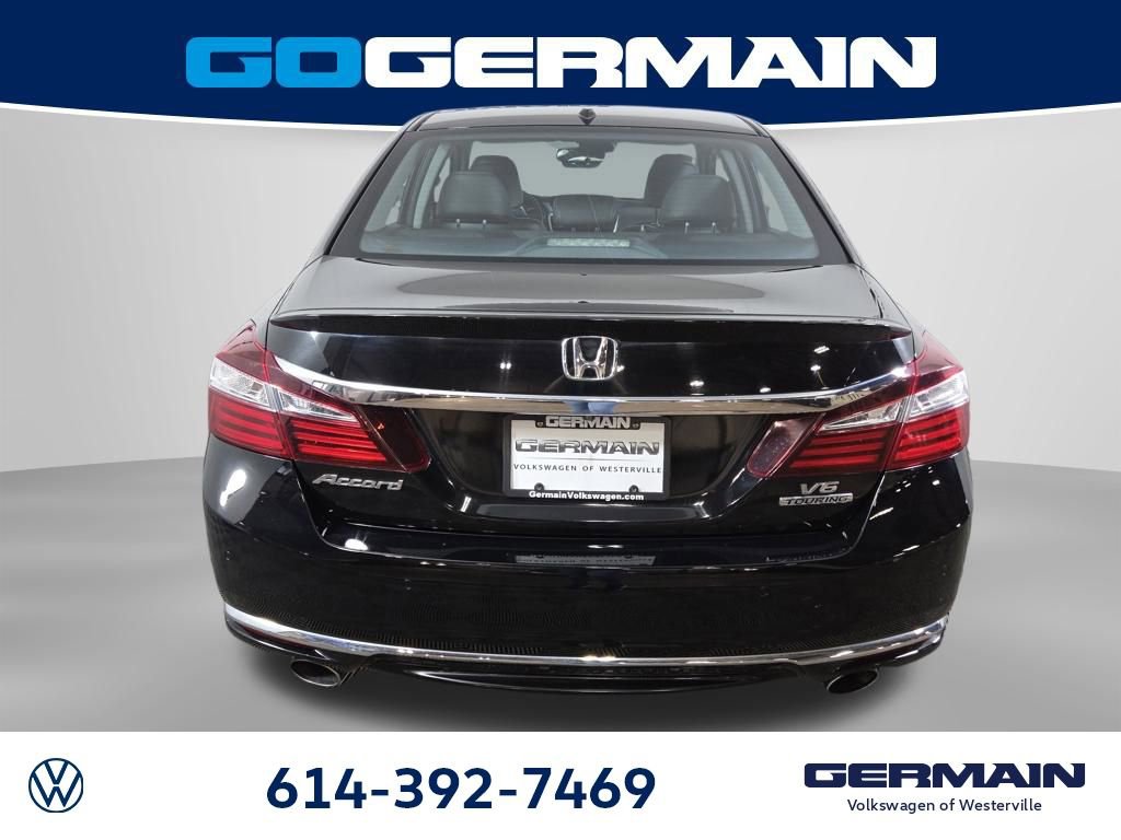 Used 2016 Honda Accord Touring image 10