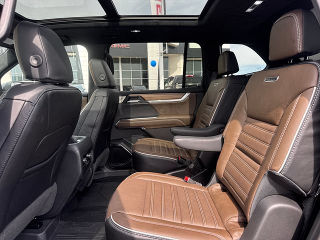 New 2027 GMC Acadia Denali Ultimate w/ LPO, Floor Liner Package FWD image 11