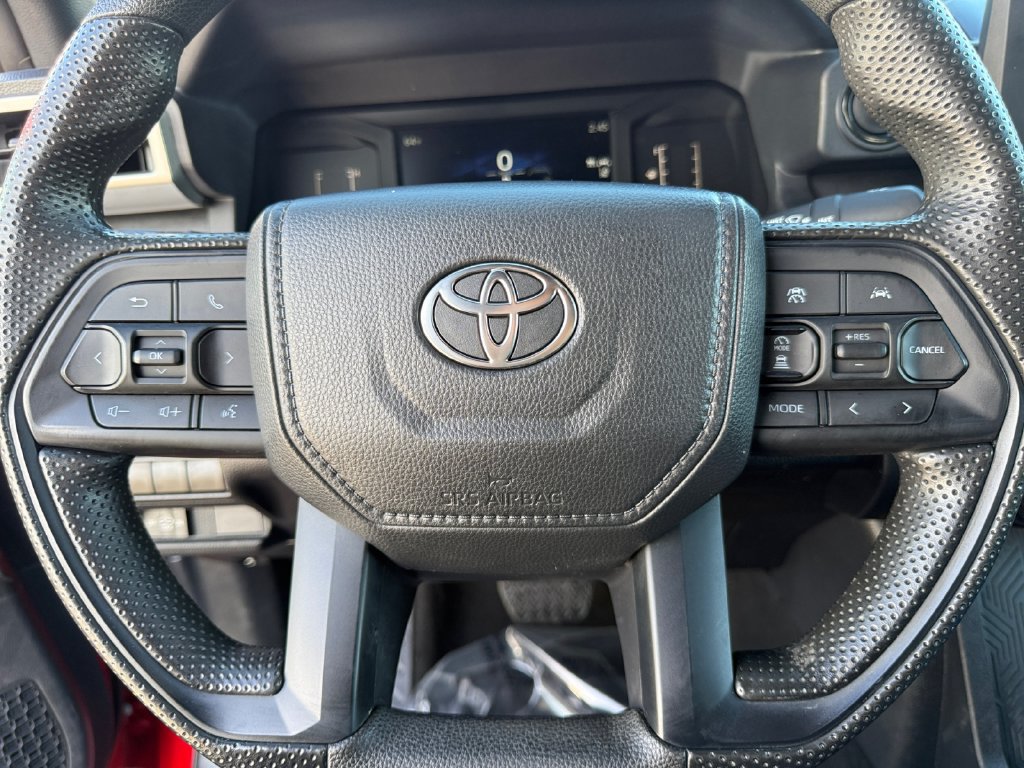 Used 2025 Toyota Tacoma SR5 AWD/4WD image 19