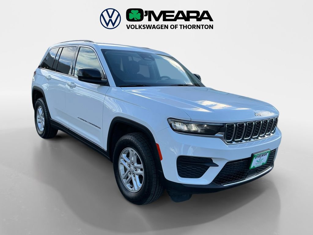 Used 2023 Jeep Grand Cherokee Laredo image 7